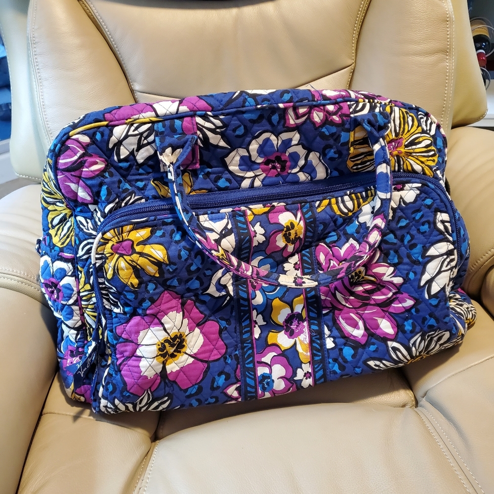 Vera Bradley - African Violet Weekender